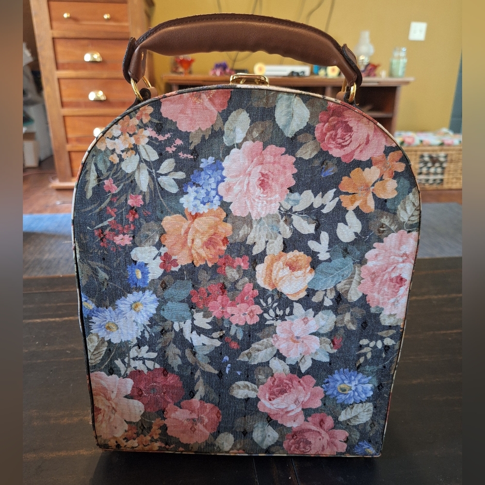 Vintage Floral Tapestry Bag